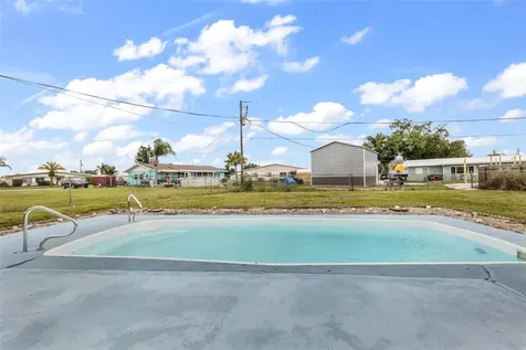 5527 Fairway Drive S Punta Gorda FL 33982