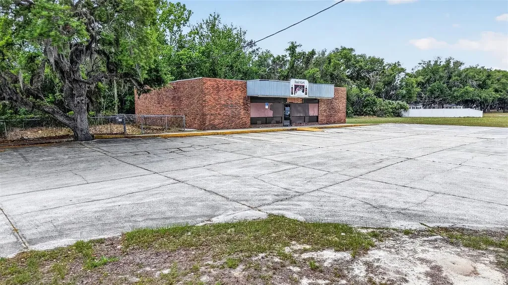 2501 South Street Leesburg FL 34748