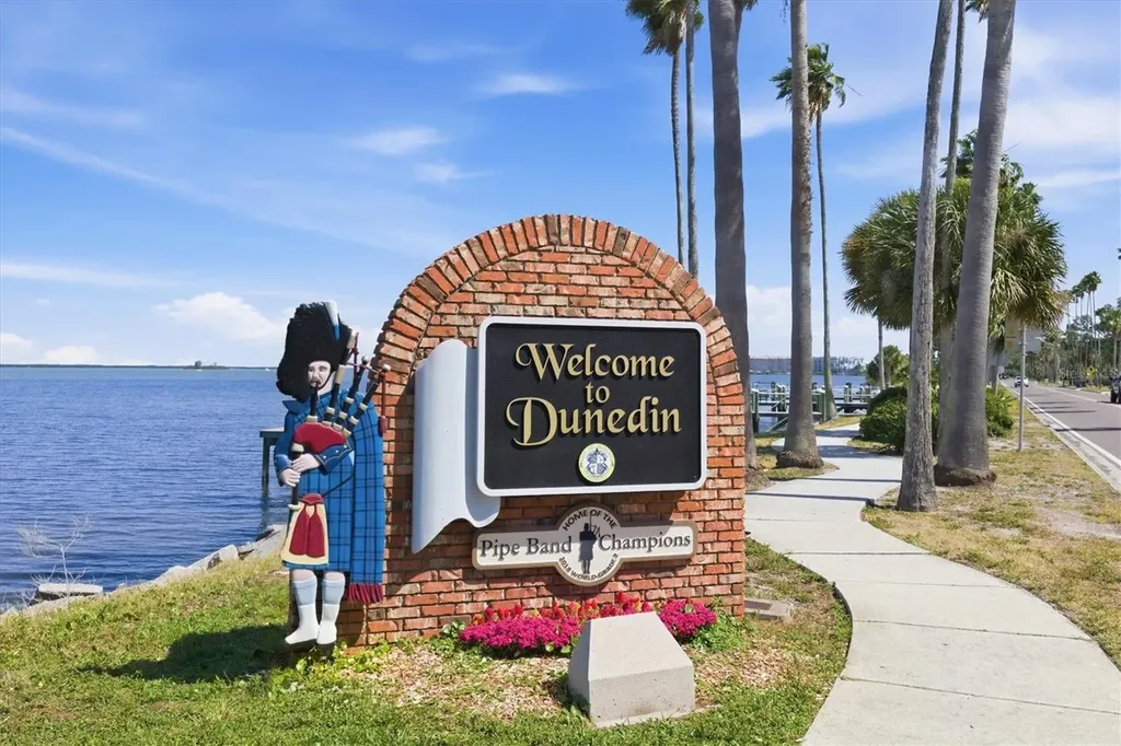3149 Carlos Drive Dunedin FL 34698