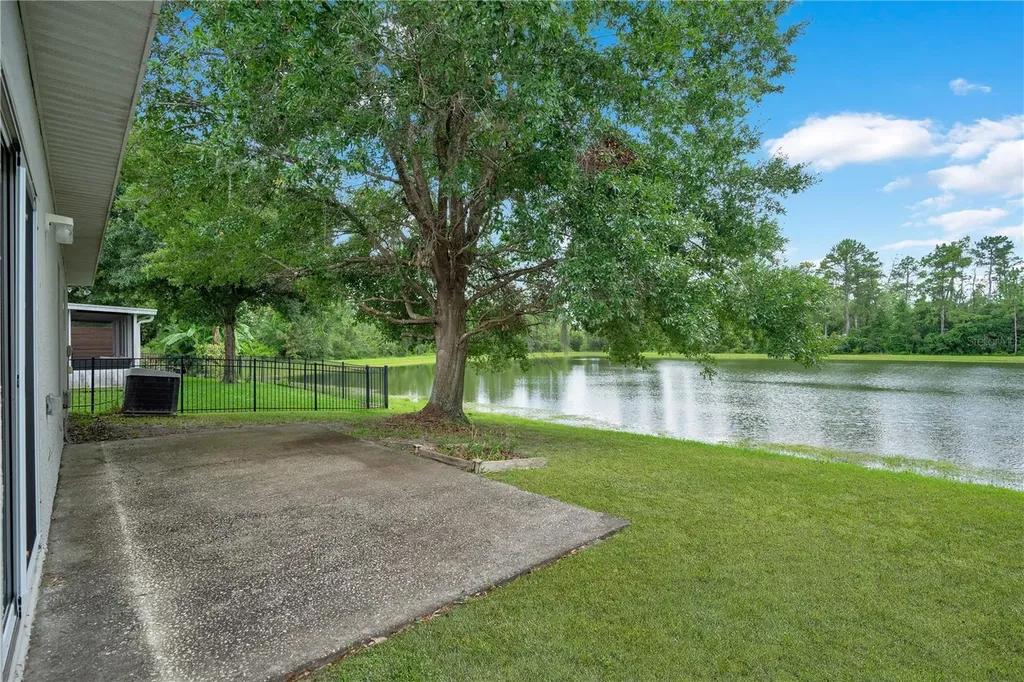 1845 Corner Meadow Circle Orlando FL 32820