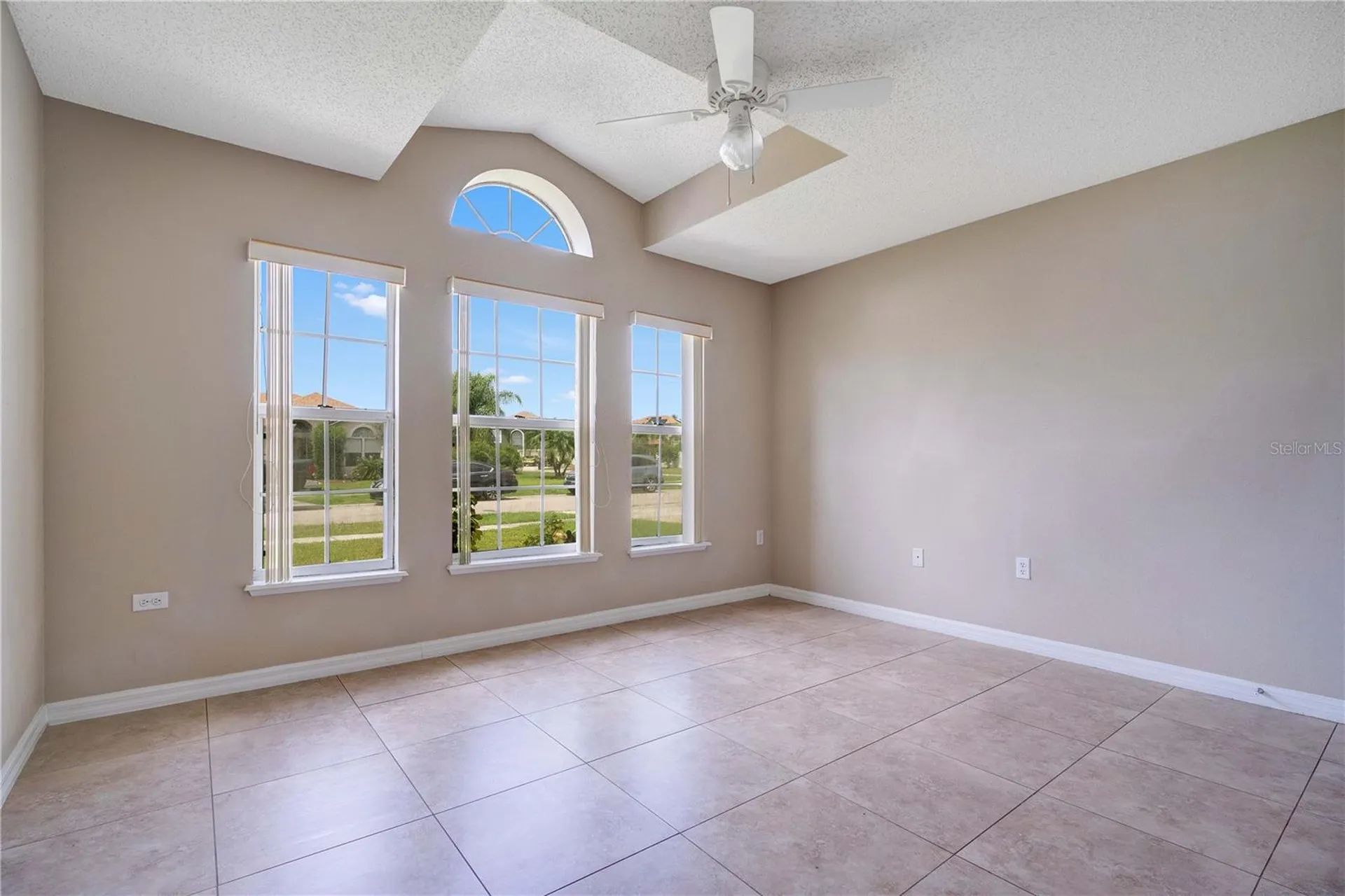 1845 Corner Meadow Circle Orlando FL 32820