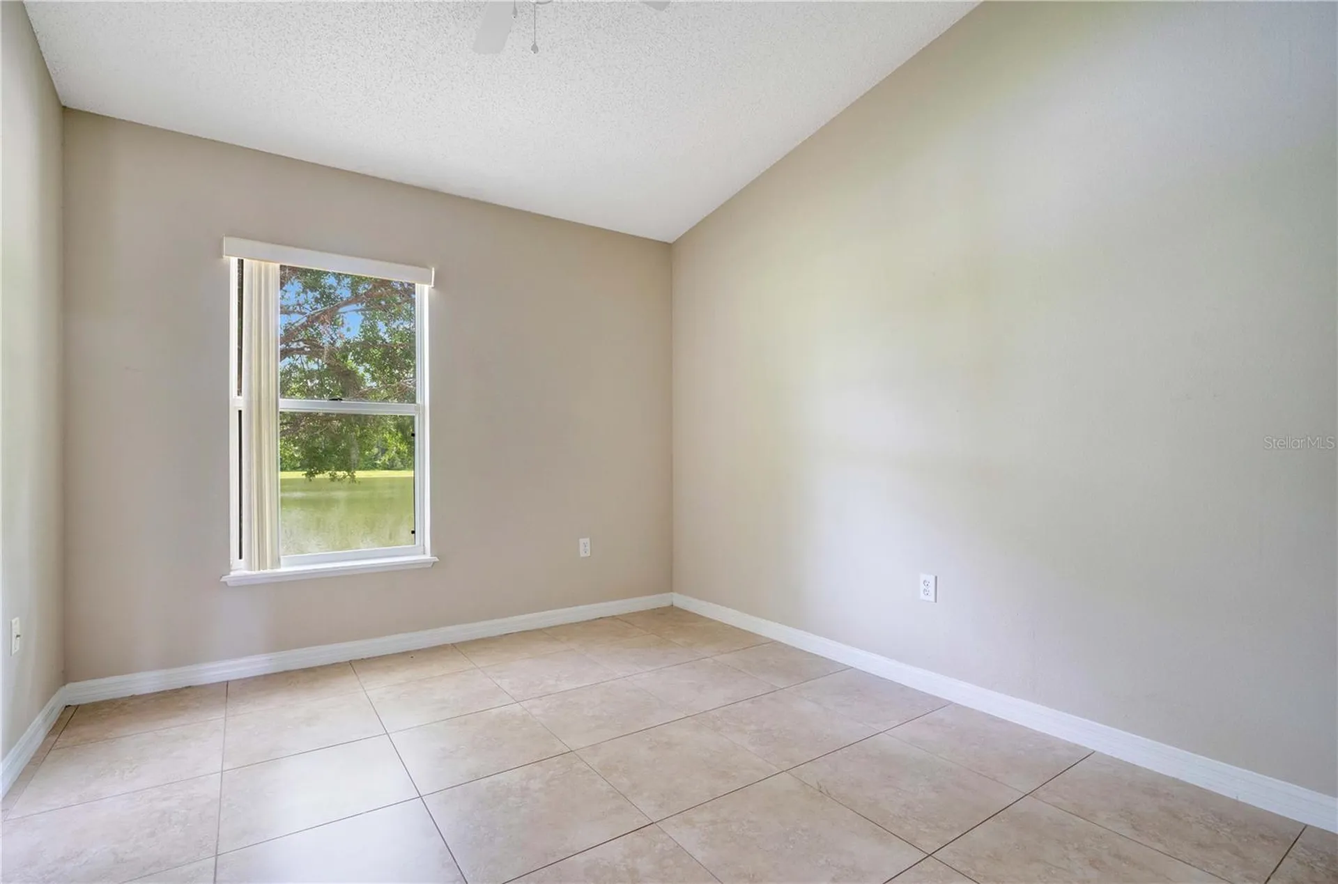 1845 Corner Meadow Circle Orlando FL 32820
