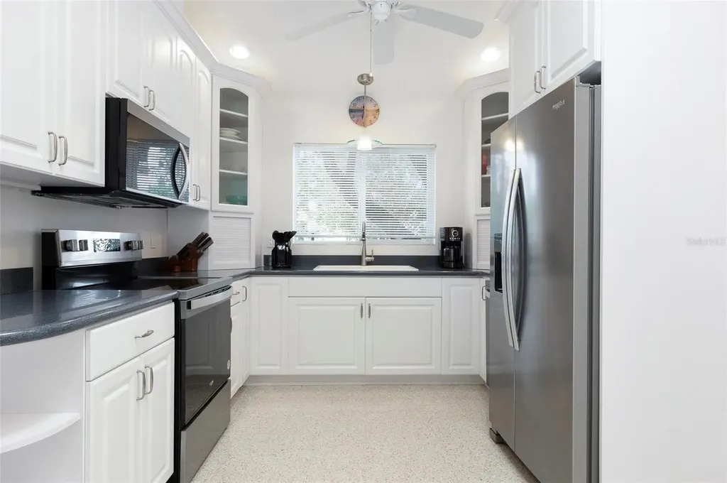 11855 4th Street E Treasure Island FL 33706