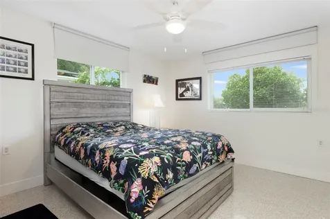 11855 4th Street E Treasure Island FL 33706
