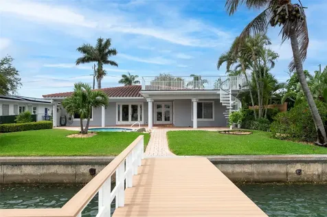 11855 4th Street E Treasure Island FL 33706