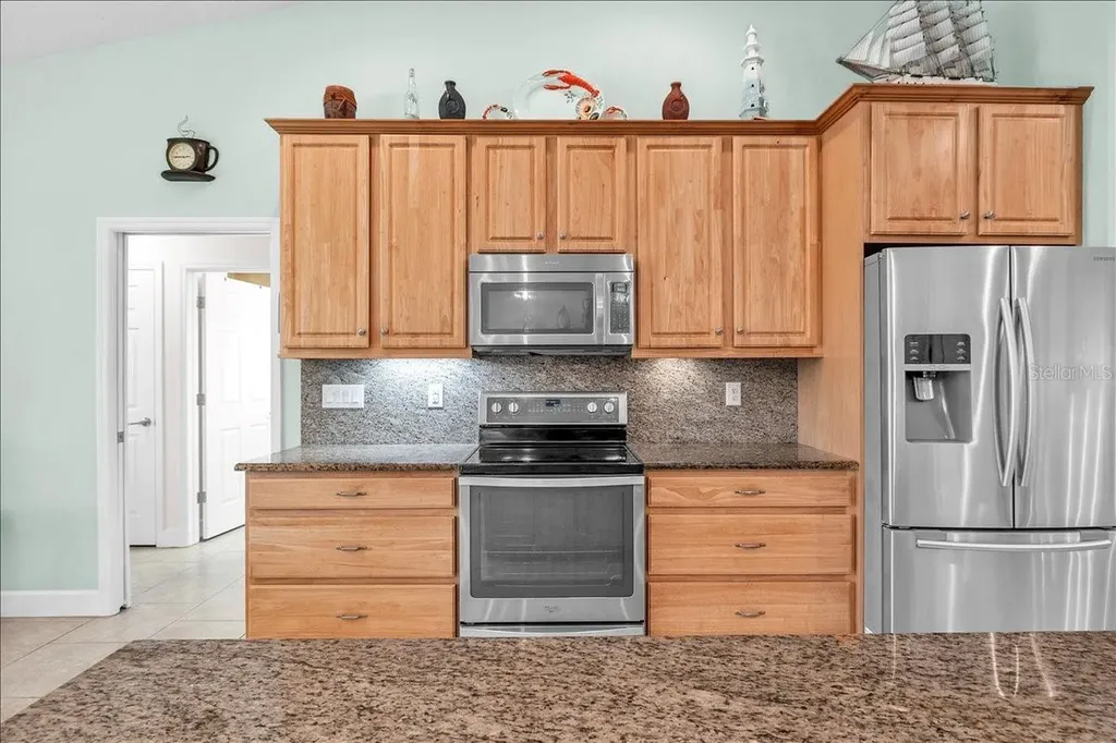 519 W Cashew Punta Gorda FL 33955