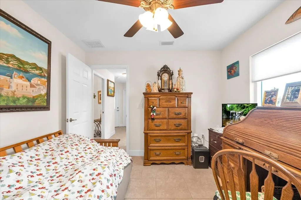519 W Cashew Punta Gorda FL 33955