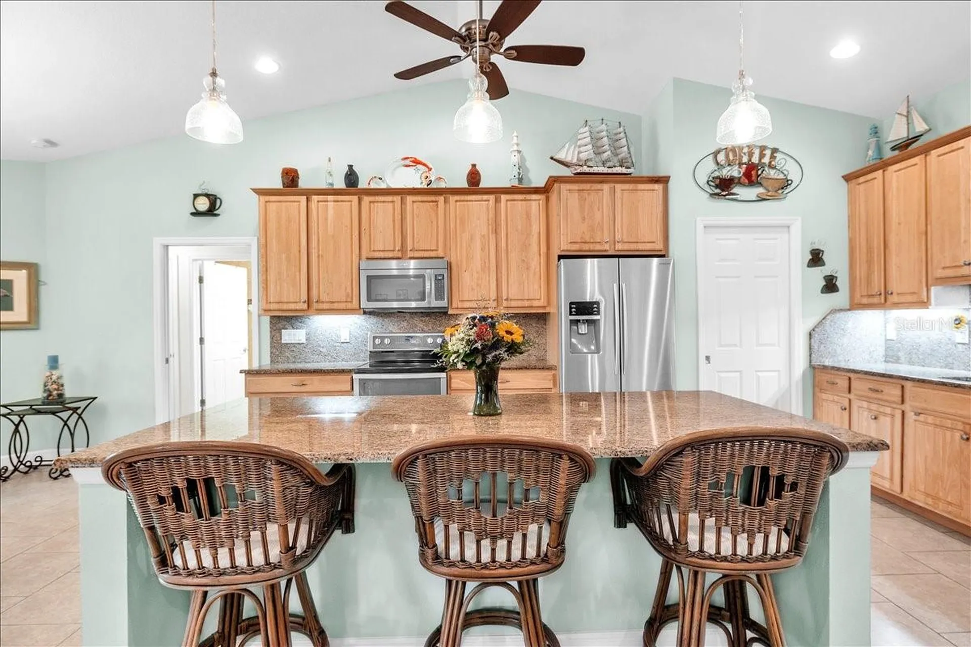 519 W Cashew Punta Gorda FL 33955
