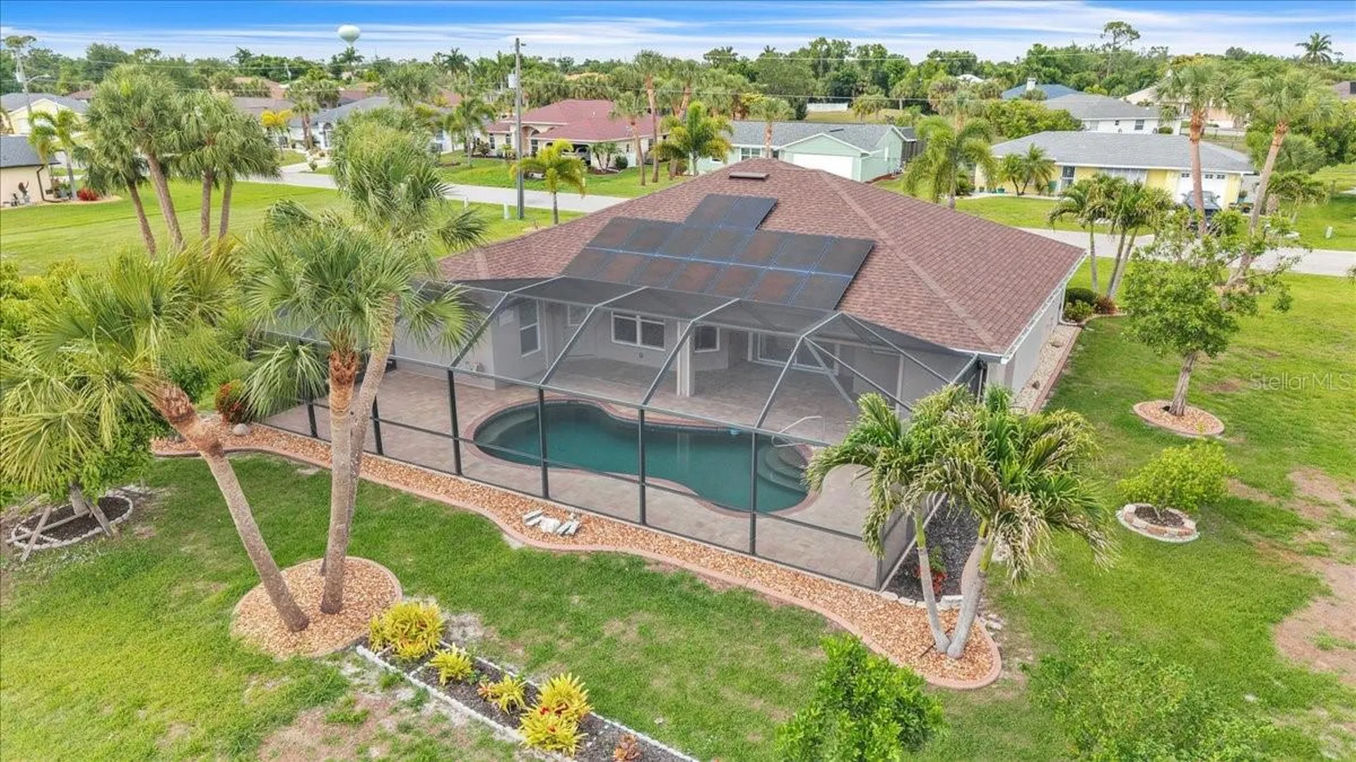 519 W Cashew Punta Gorda FL 33955