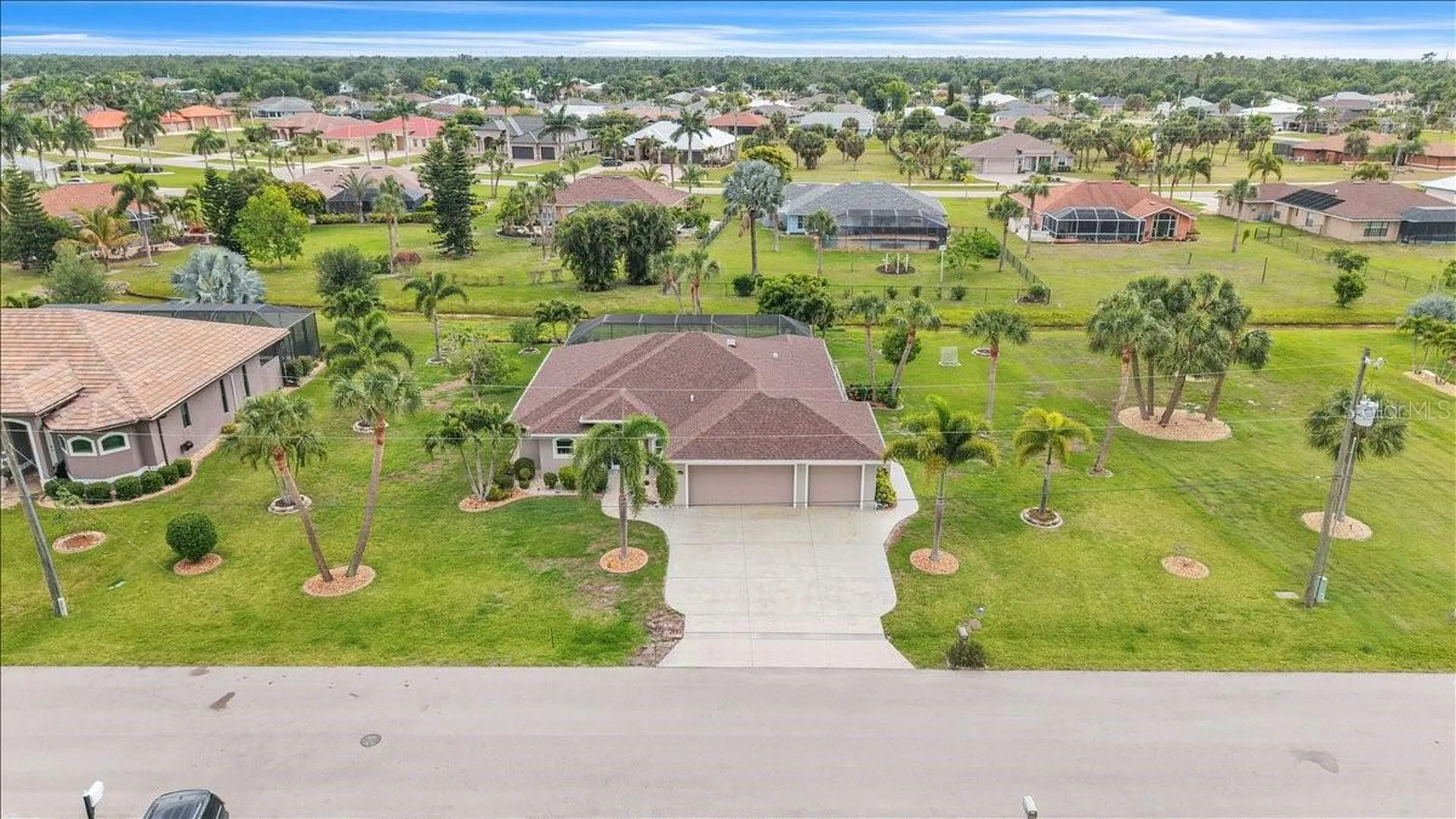 519 W Cashew Punta Gorda FL 33955