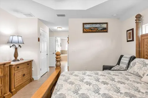 519 W Cashew Punta Gorda FL 33955