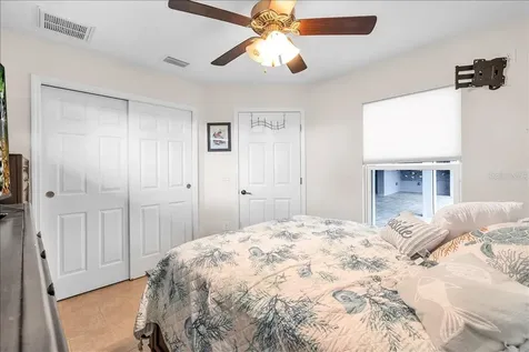 519 W Cashew Punta Gorda FL 33955