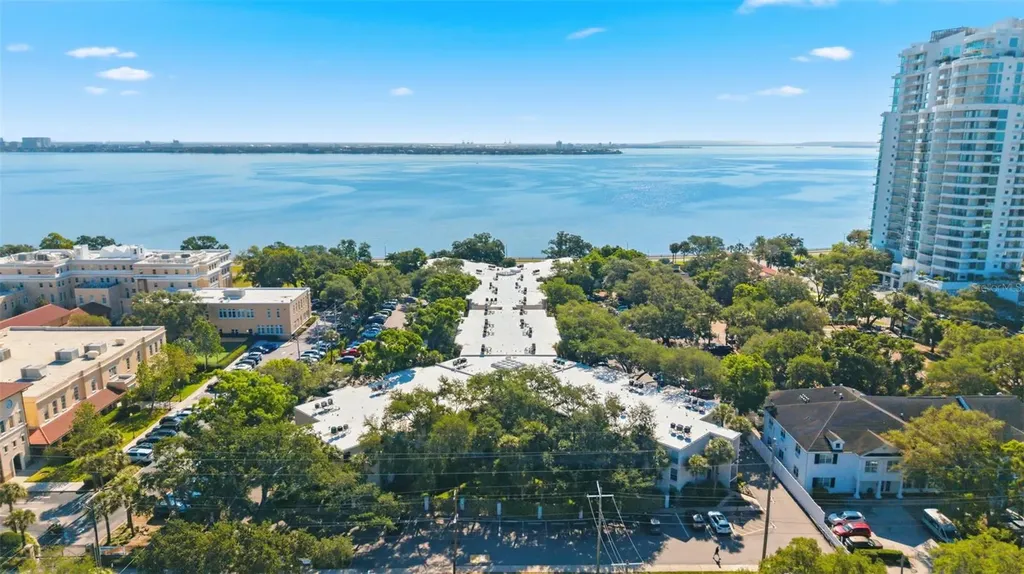 3325 Bayshore Boulevard Tampa FL 33629