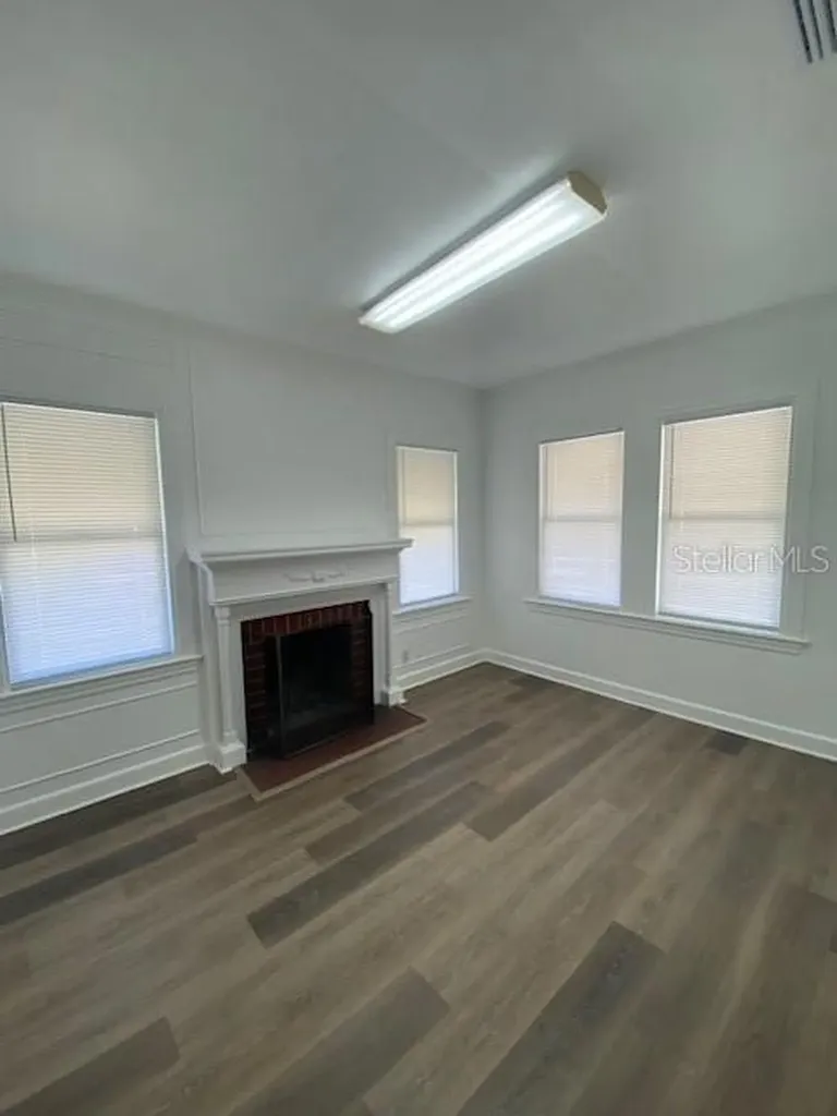 407 W Mahoney Street Plant City FL 33563