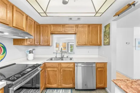 100 Grand Boulevard Tarpon Springs FL 34689