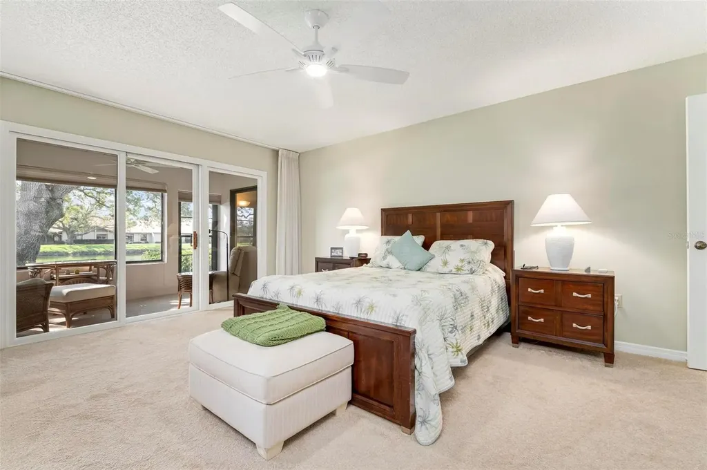 3896 Wilshire Drive Sarasota FL 34238
