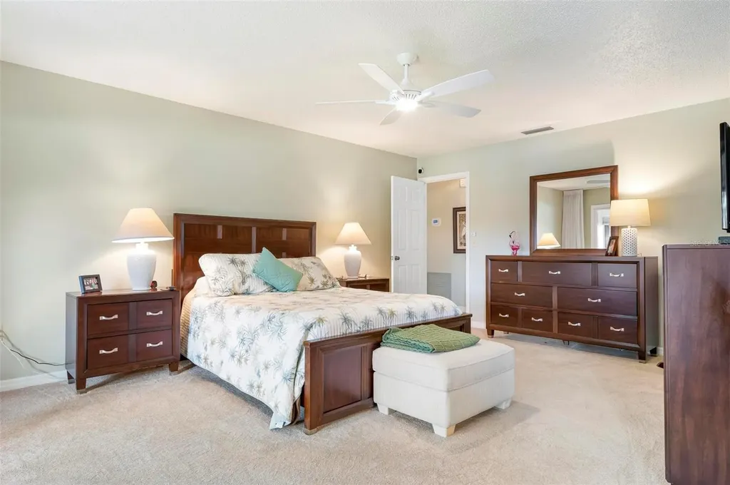 3896 Wilshire Drive Sarasota FL 34238