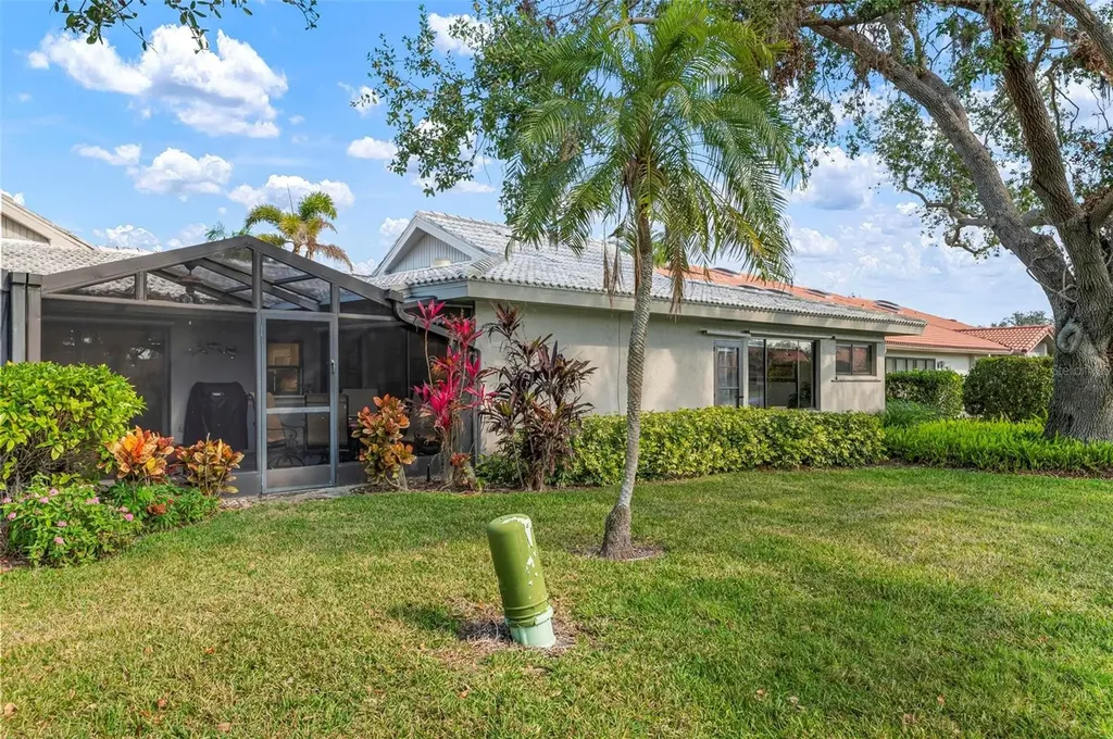 3896 Wilshire Drive Sarasota FL 34238