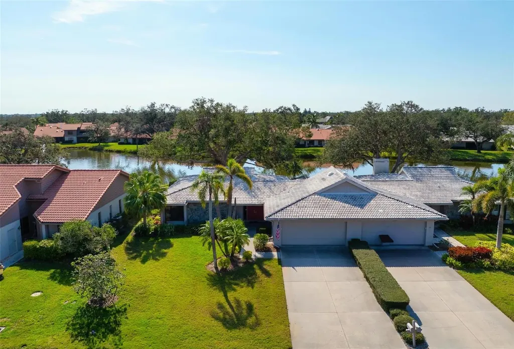 3896 Wilshire Drive Sarasota FL 34238