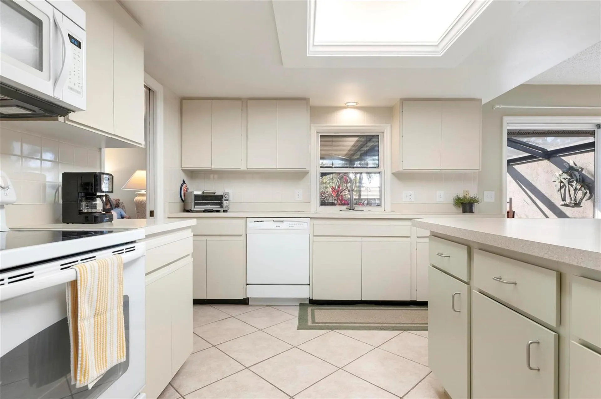 3896 Wilshire Drive Sarasota FL 34238