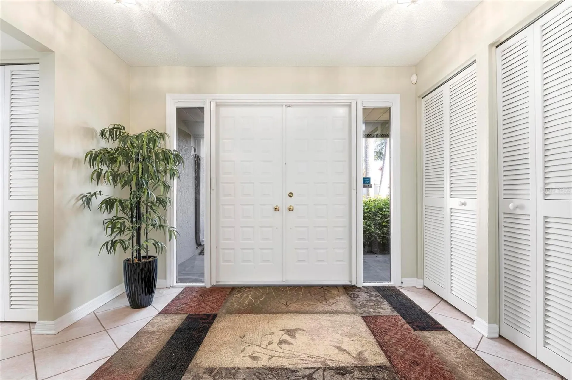 3896 Wilshire Drive Sarasota FL 34238