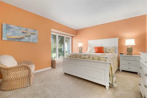 3896 Wilshire Drive Sarasota FL 34238