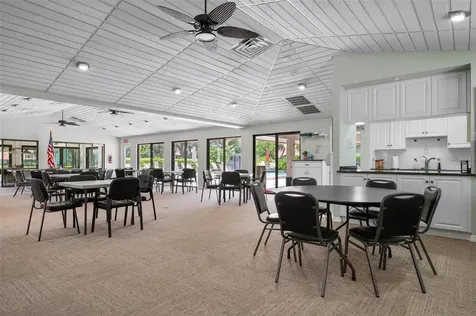 3896 Wilshire Drive Sarasota FL 34238