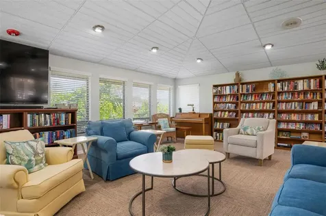 3896 Wilshire Drive Sarasota FL 34238