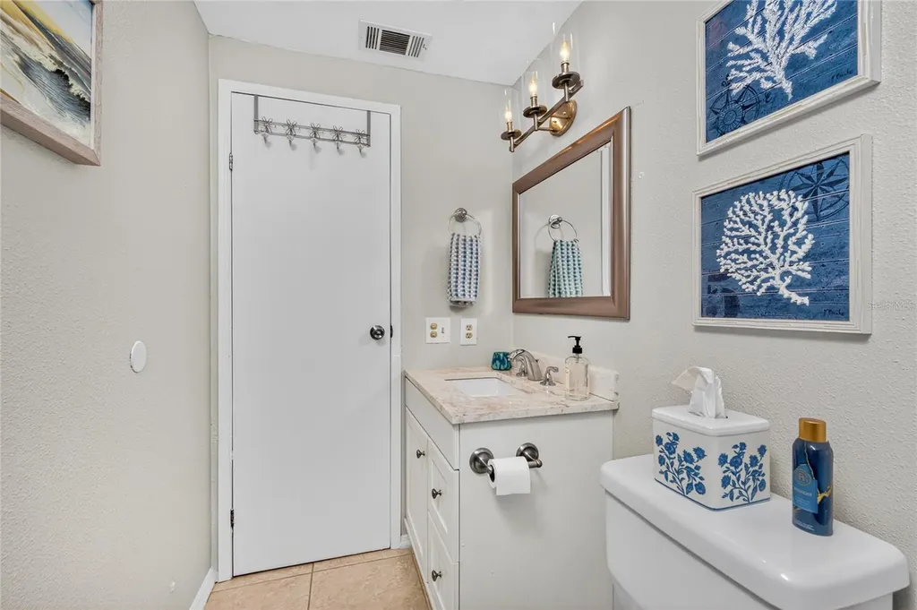 9123 Kestral Circle Englewood FL 34224