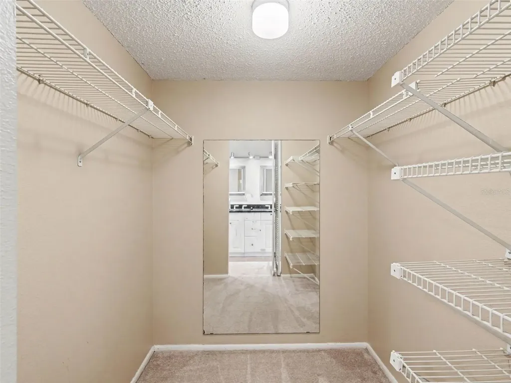 7205 Curtiss Avenue 1a Avenue Sarasota FL 34231