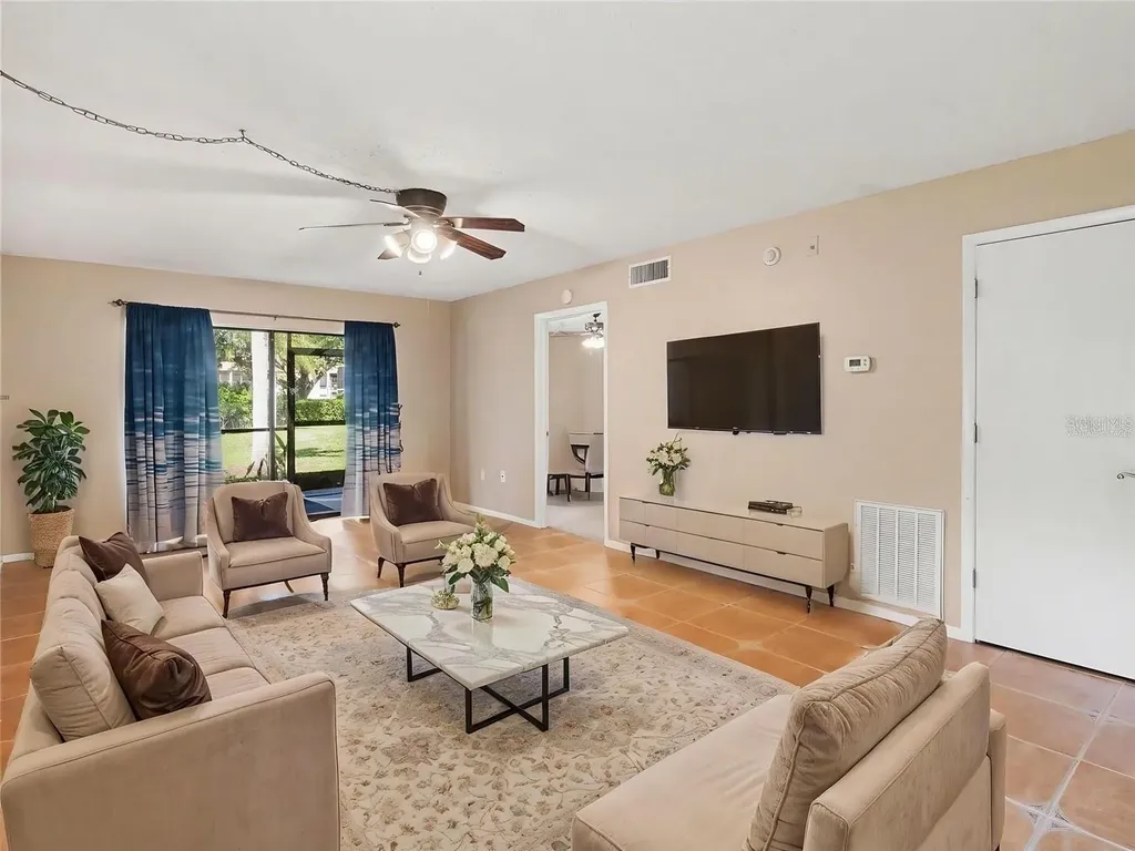7205 Curtiss Avenue 1a Avenue Sarasota FL 34231