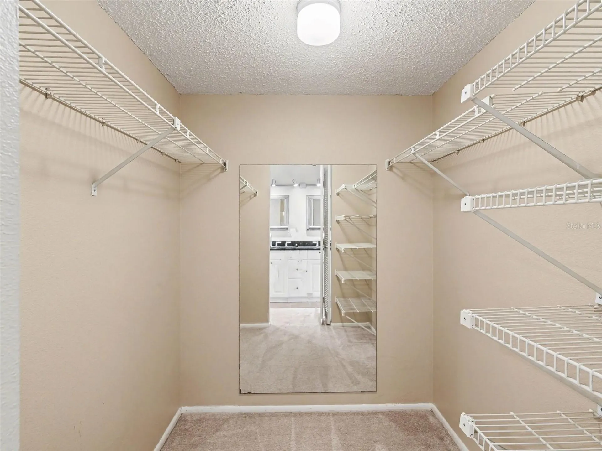 7205 Curtiss Avenue 1a Avenue Sarasota FL 34231