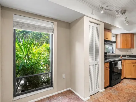 7205 Curtiss Avenue 1a Avenue Sarasota FL 34231