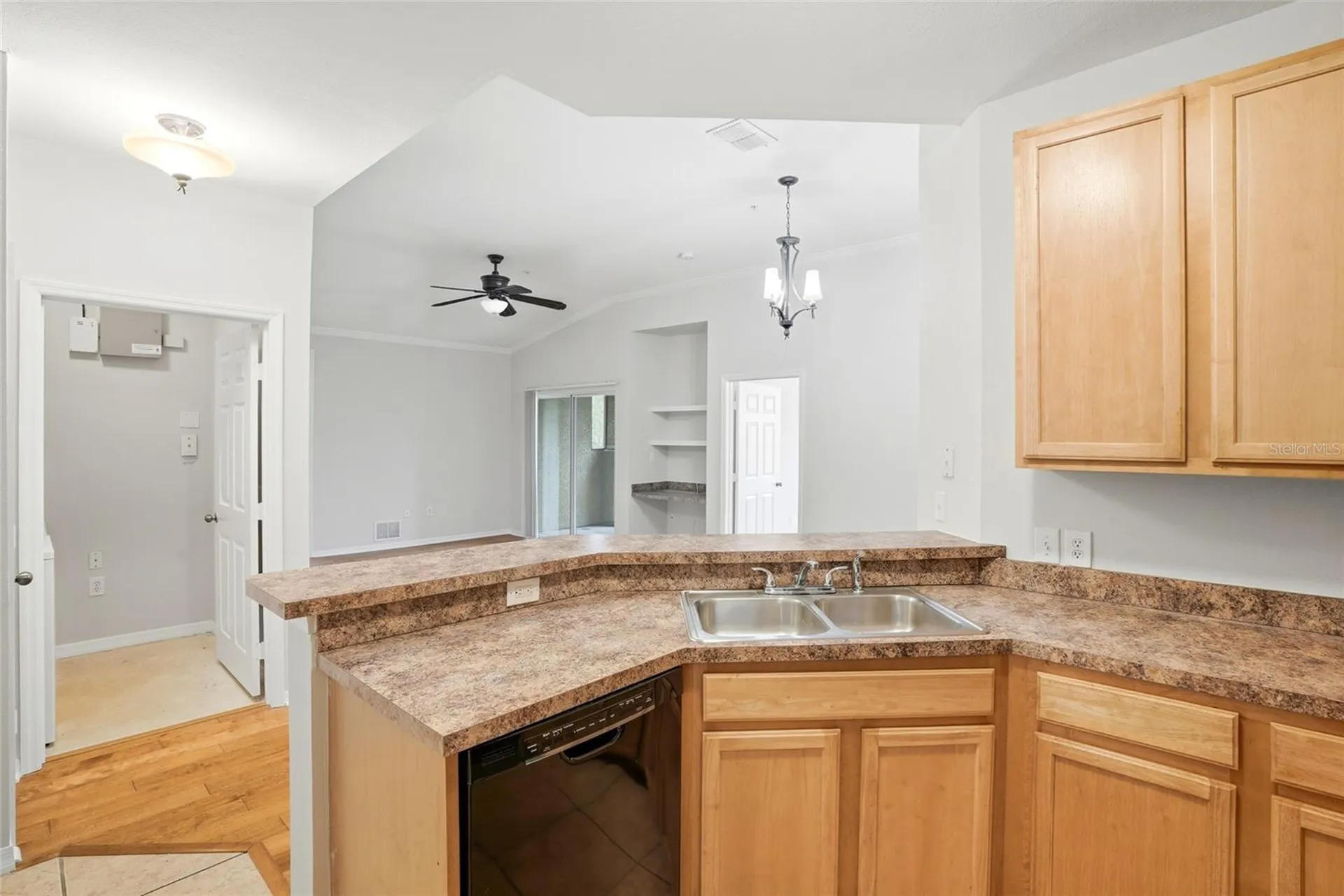 9916 Courtney Palms Boulevard Tampa FL 33619