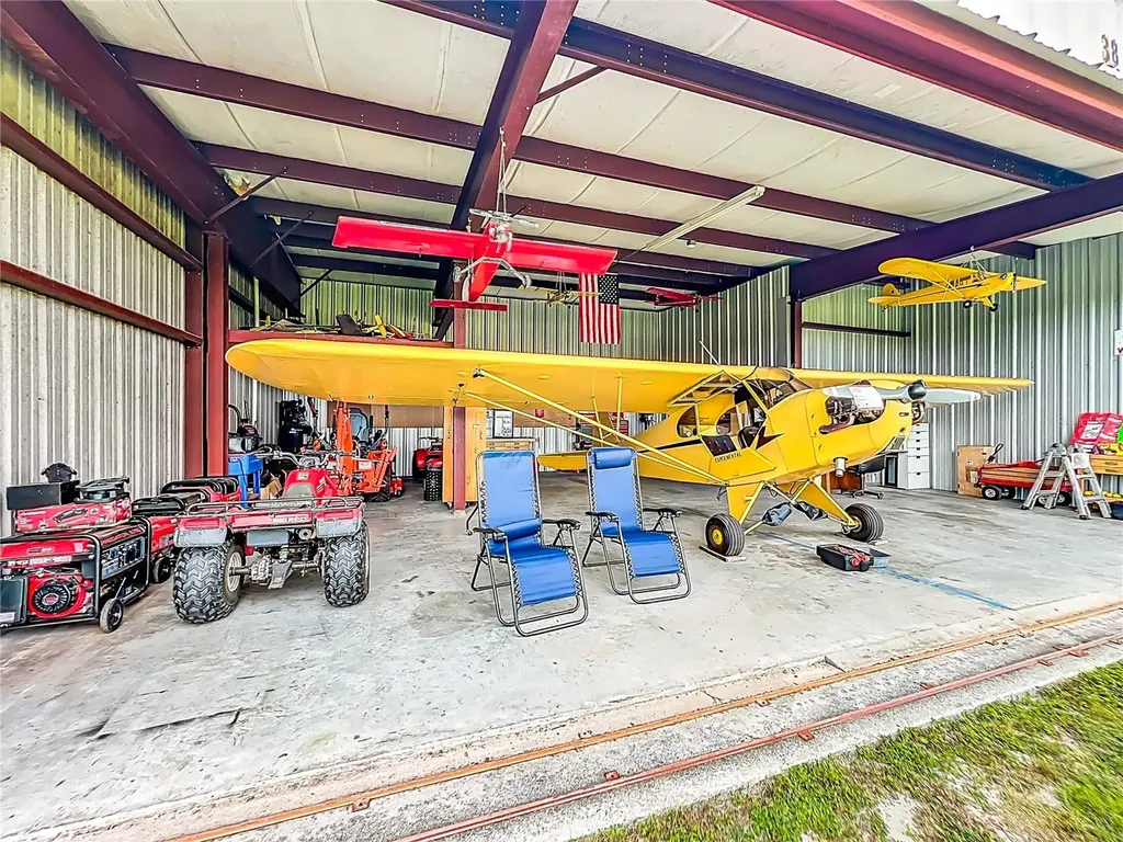 7001 Jones Avenue Mount Dora FL 32757
