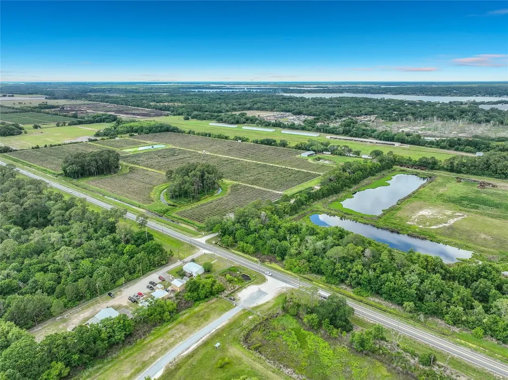 7001 Jones Avenue Mount Dora FL 32757