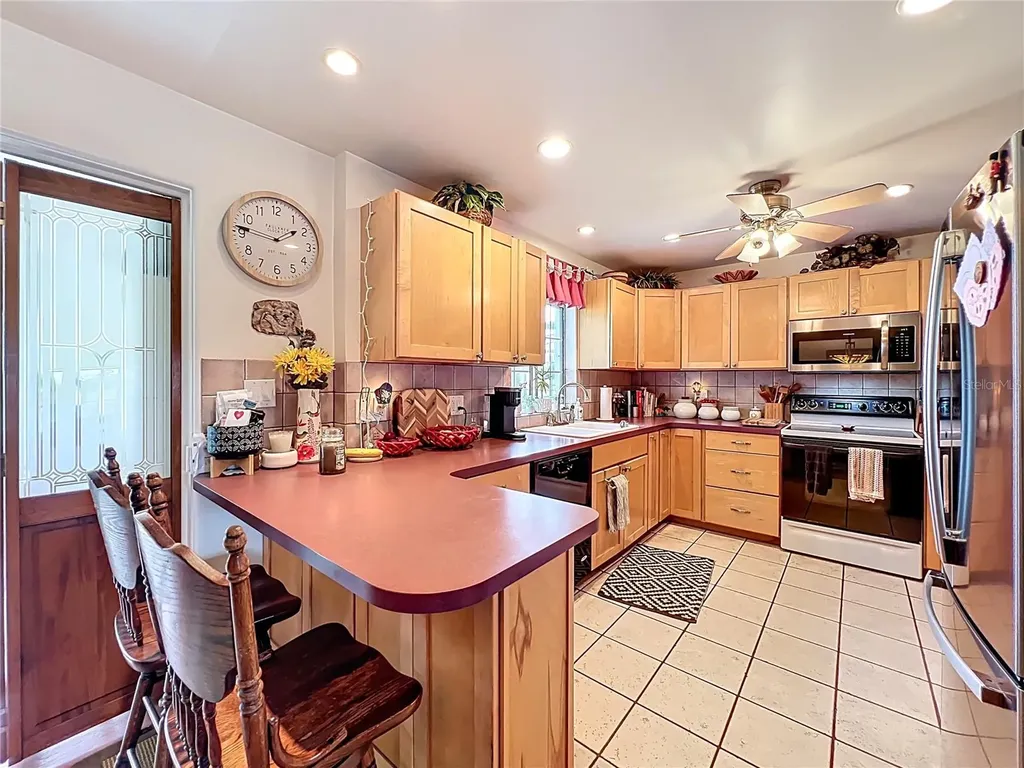 7001 Jones Avenue Mount Dora FL 32757