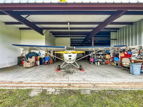 7001 Jones Avenue Mount Dora FL 32757