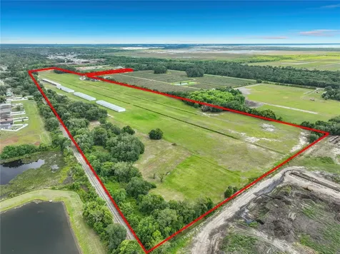 7001 Jones Avenue Mount Dora FL 32757