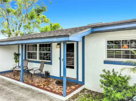 7001 Jones Avenue Mount Dora FL 32757