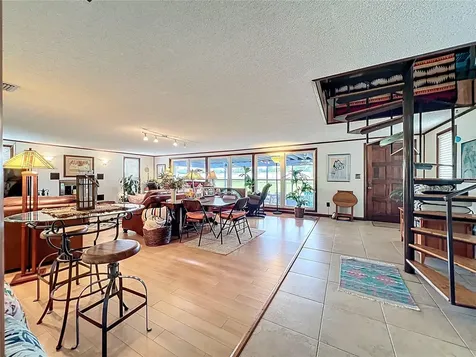 7001 Jones Avenue Mount Dora FL 32757