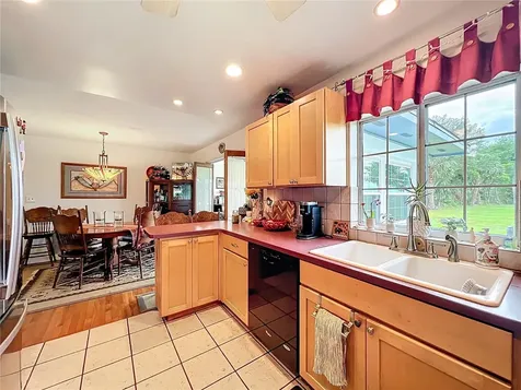 7001 Jones Avenue Mount Dora FL 32757