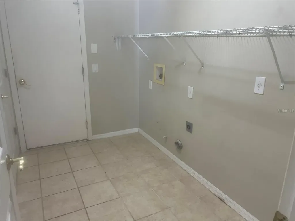 10237 Shadow Branch Drive Tampa FL 33647