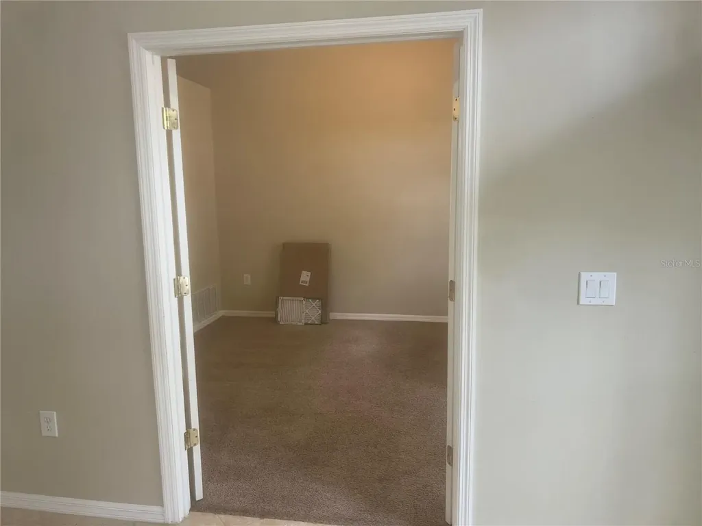 10237 Shadow Branch Drive Tampa FL 33647