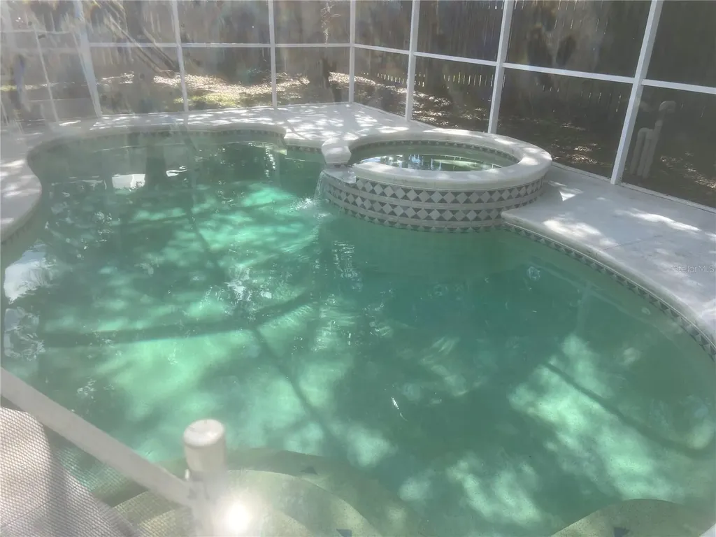 10237 Shadow Branch Drive Tampa FL 33647