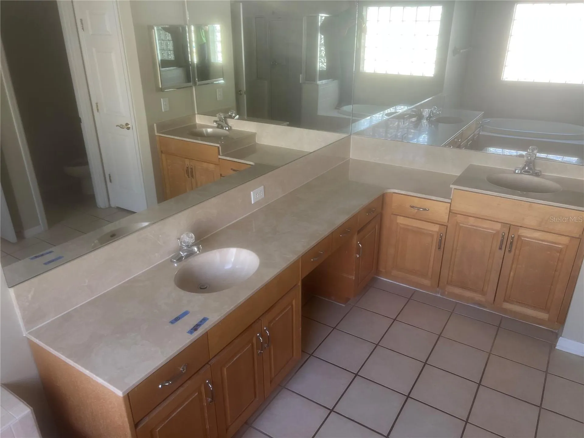 10237 Shadow Branch Drive Tampa FL 33647