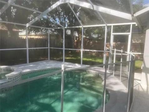 10237 Shadow Branch Drive Tampa FL 33647
