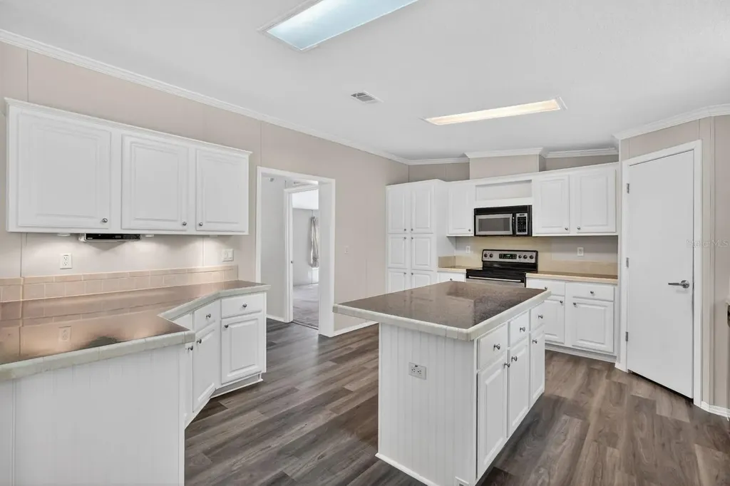 10570 Delgado Avenue Hastings FL 32145