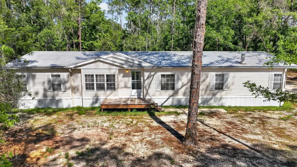 10570 Delgado Avenue Hastings FL 32145