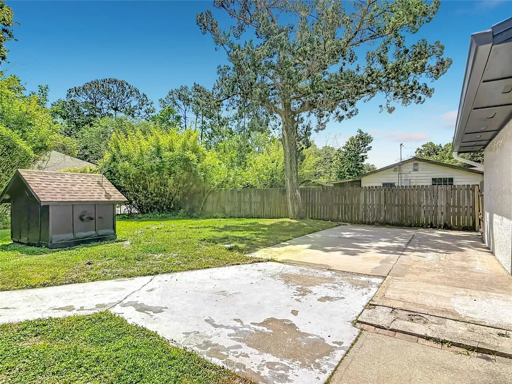 1415 Frances Drive Daytona Beach FL 32124
